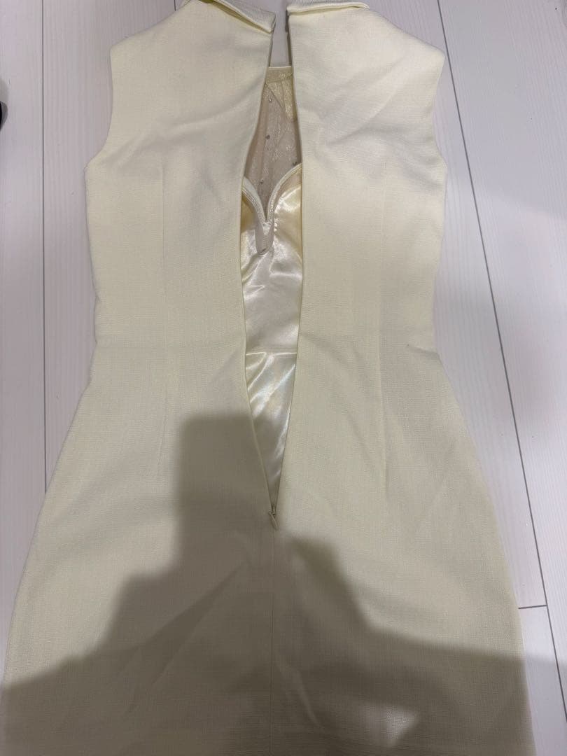 ROBE de FLEURS アイボリーシースドレス