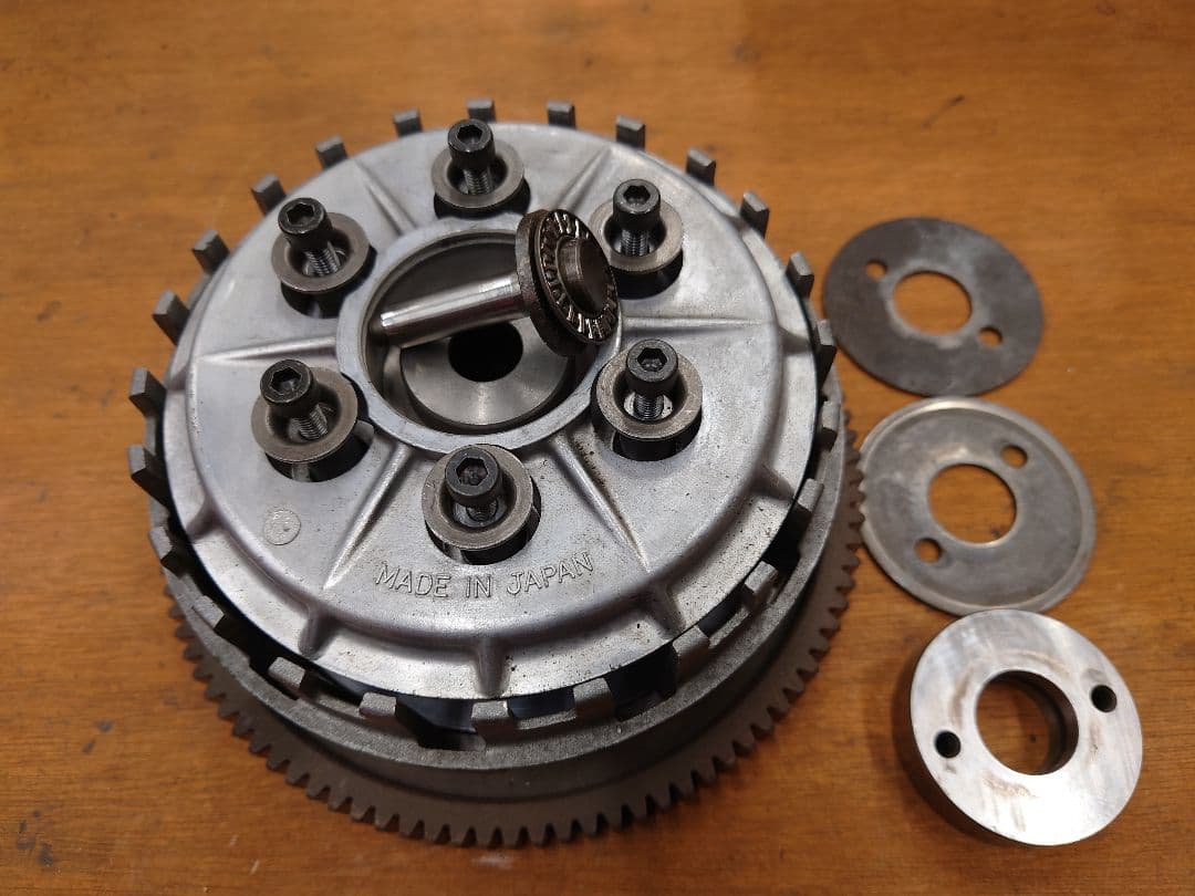 カワサキ ローソンレプリカ　Z1100R 純正クラッチハウジング