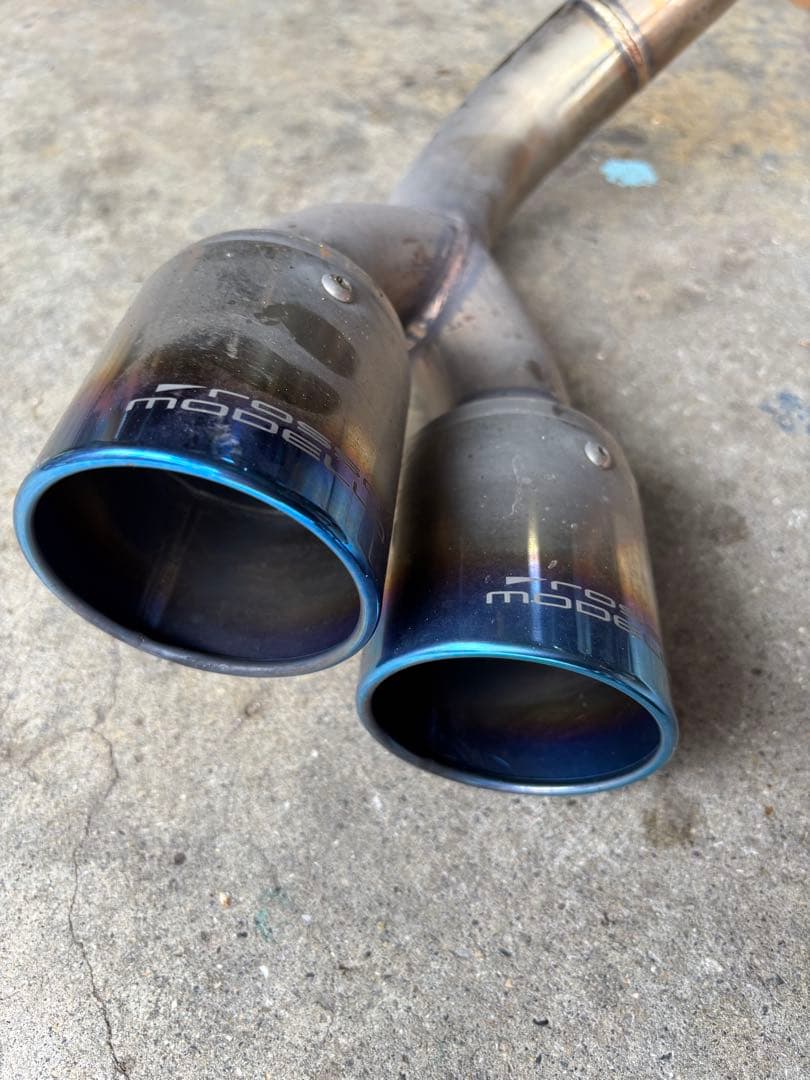 エブリイ　DA17W ロッソモデロ　チタンマフラー