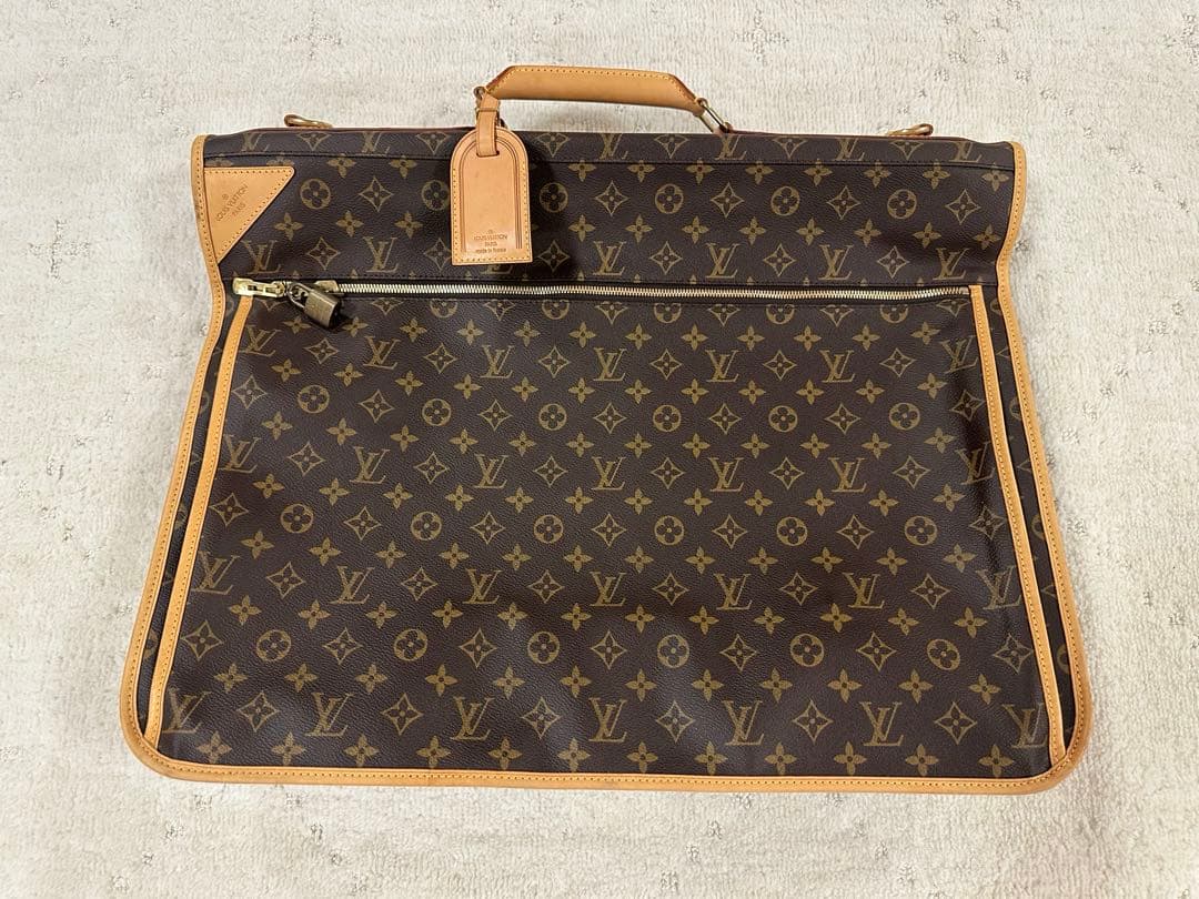 Louis Vuitton モノグラムバッグ　ガーメントバック
