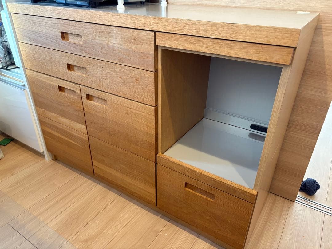 unico hutte ヒュッテ　カップボード　木製食器棚　キッチン収納