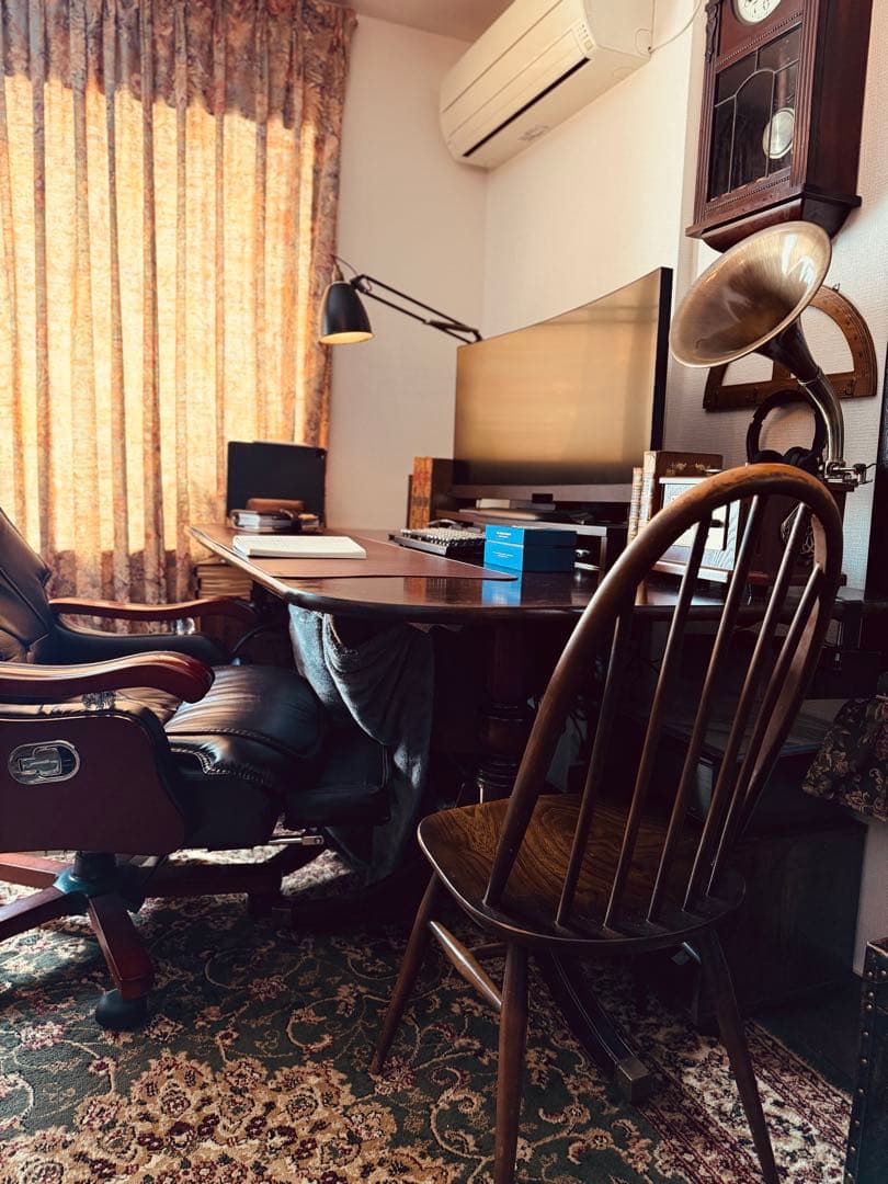 ヴィンテージ極まる《 名品 アーコール クエーカーチェア 》