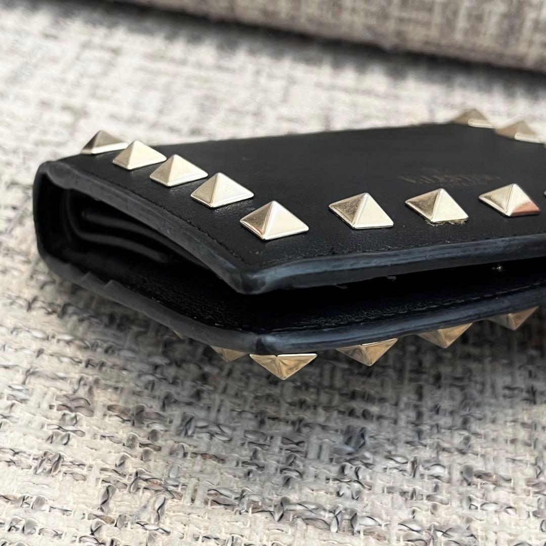 VALENTINO GARAVANI 二つ折り財布 黒 レザー