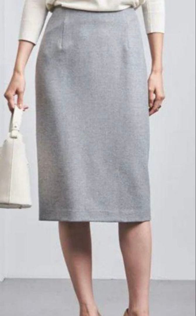 値引き！未使用　UNITED ARROWS 36 ノーラペル スーツ スカート