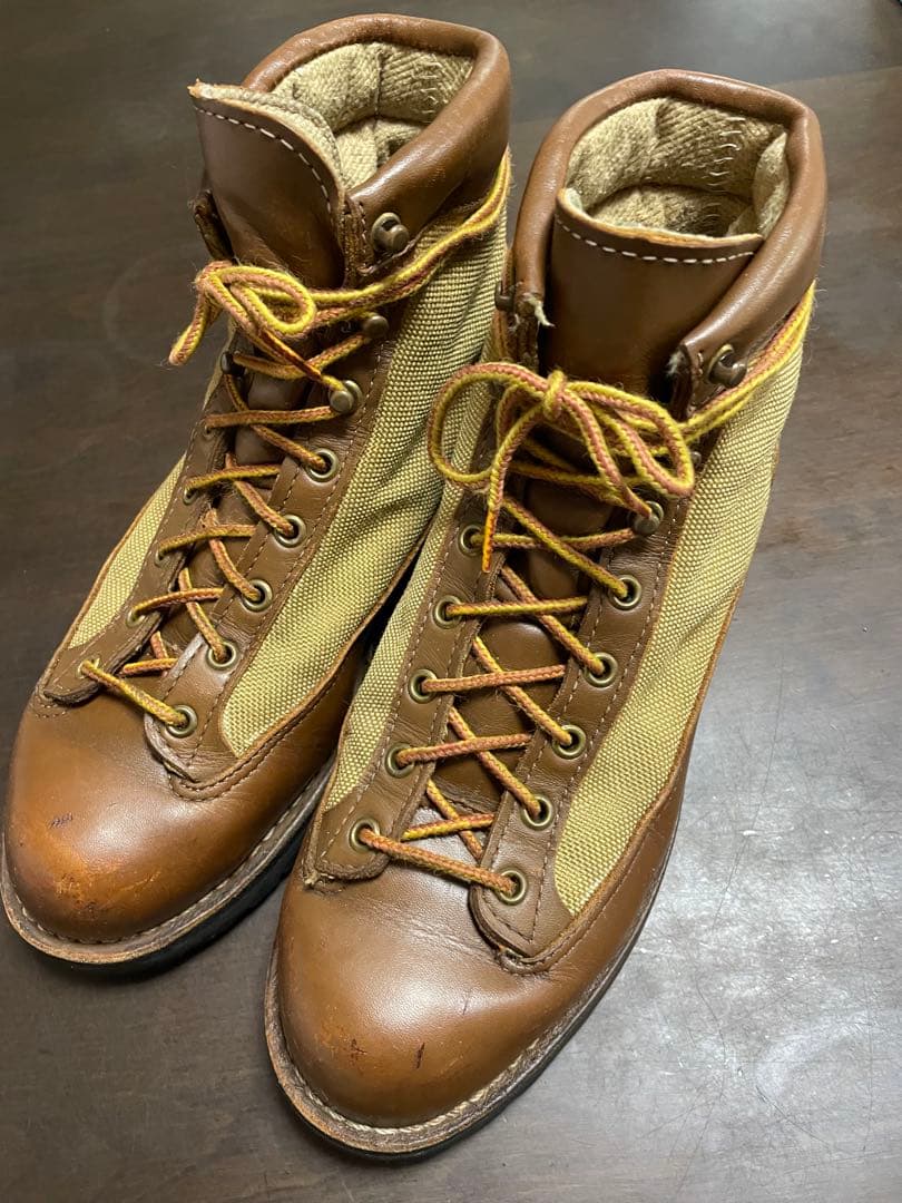 ダナーライト　黒タグ　26.5