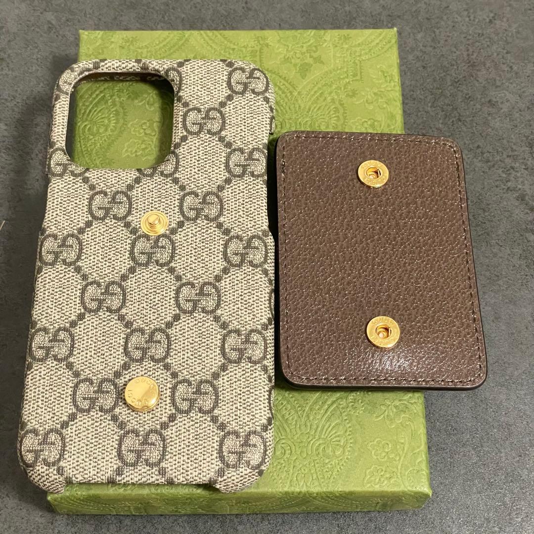 【新品未使用】グッチ GGスプリーム iPhone13 スマホケース