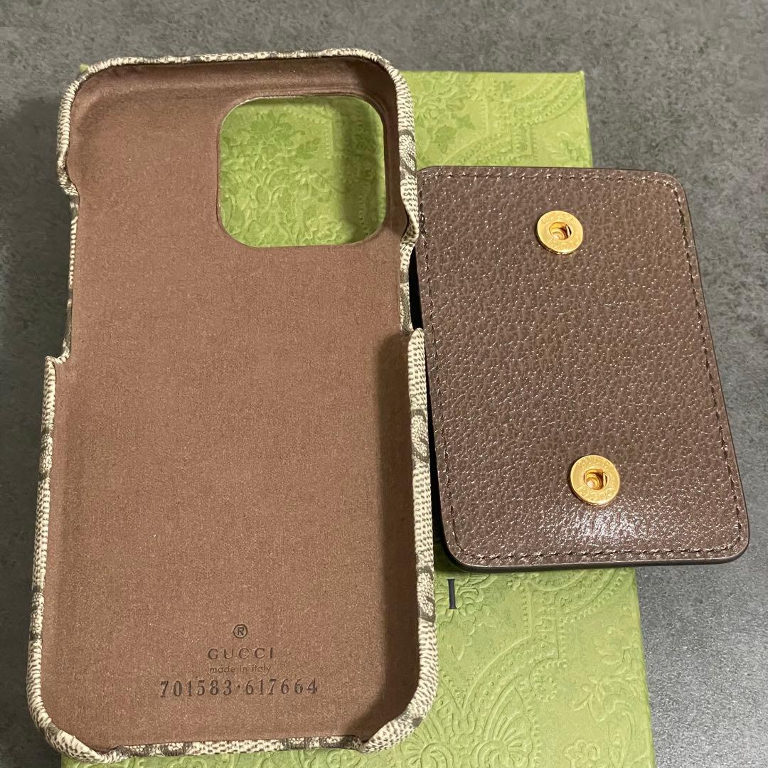 【新品未使用】グッチ GGスプリーム iPhone13 スマホケース