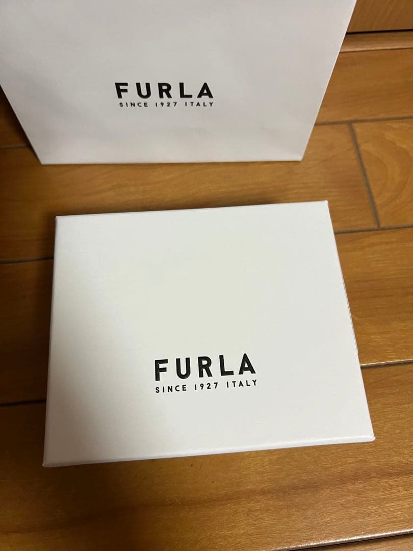 FURLAのキーケース