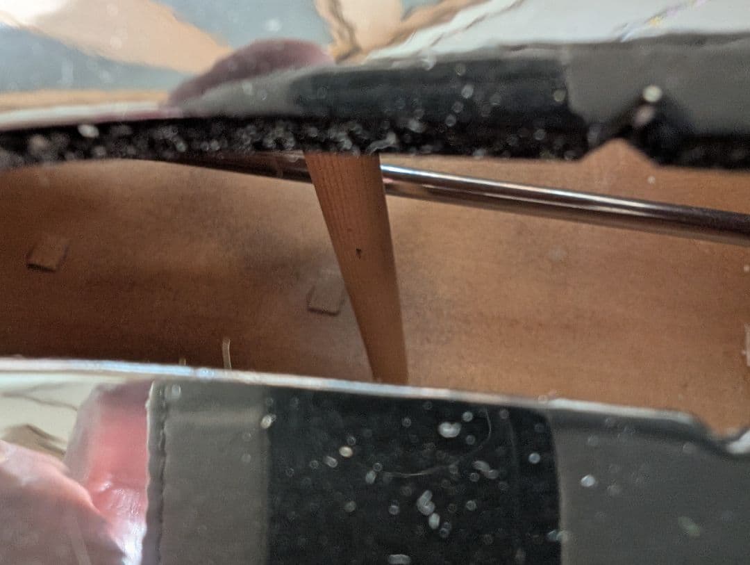 詳細不明　黒塗装チェロ付属品あり