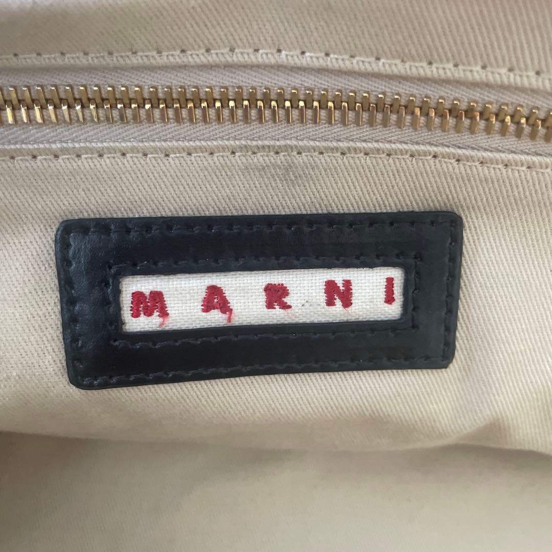 マルニ　カゴバック　ブラック　スモール