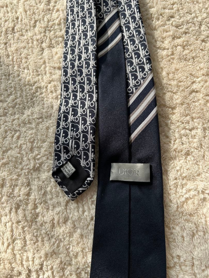 （最終値下げ）【新品未使用】Dior シルク ネクタイ ロゴ入り
