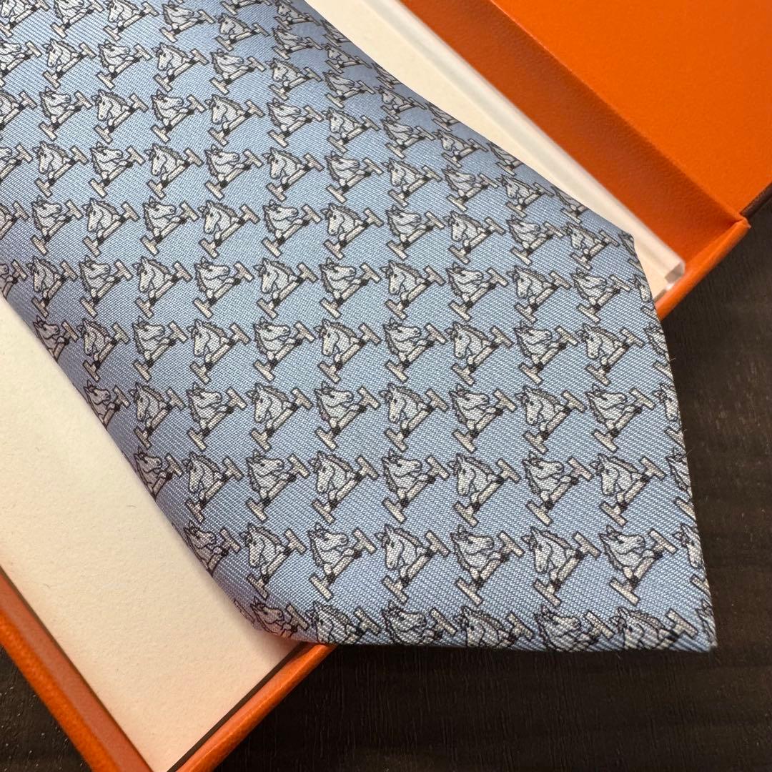 未使用 近年モデル HERMES エルメス 干支『丙午年』× Hロゴ ネクタイ