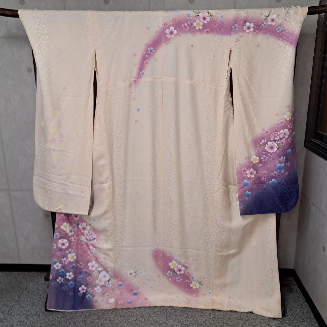 今得な フルセット 正絹白地振袖 白紫グラデーション桜柄 成人式 卒業式に最適