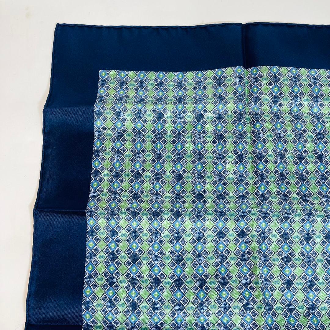 極美品 エルメス プチカレ スカーフ ポケットチーフ ネイビー ブルー