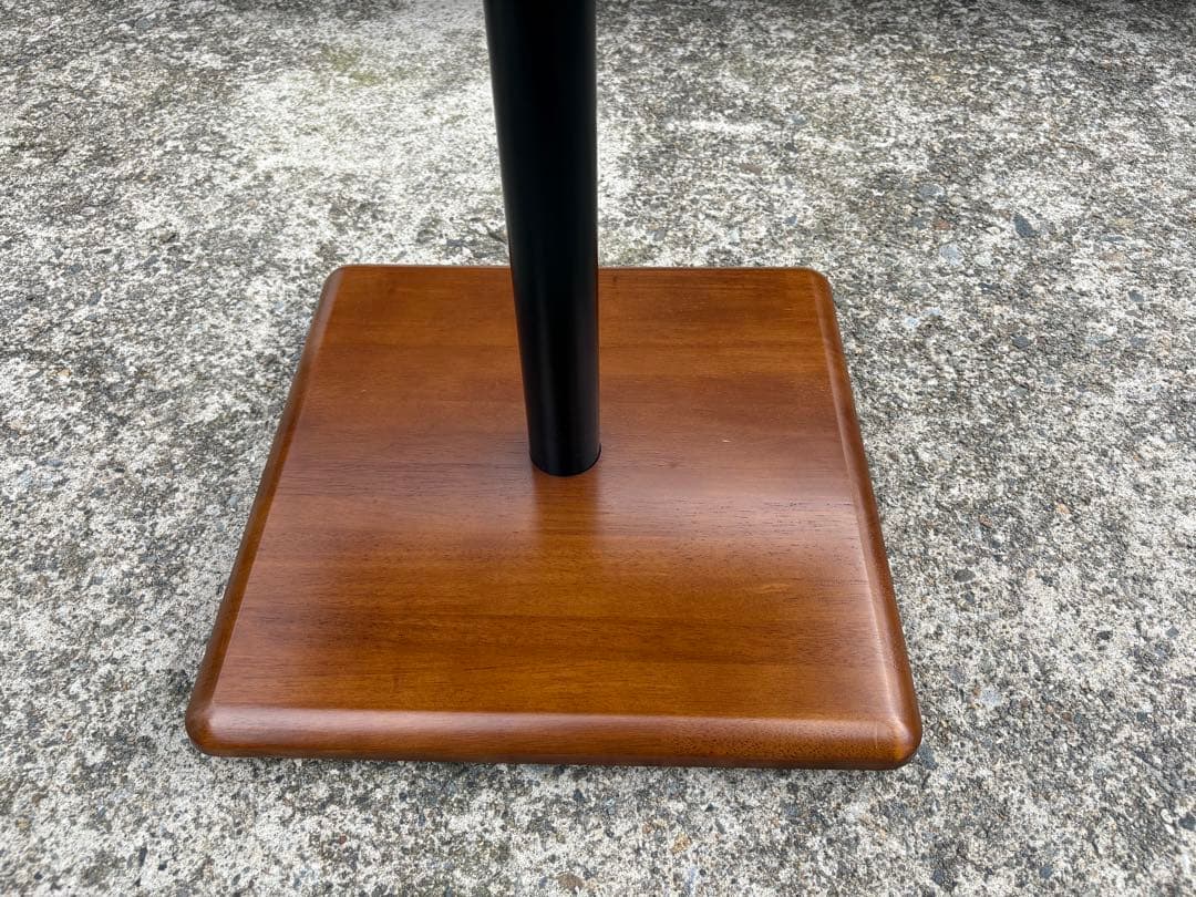 カリモク60＋ カフェテーブル