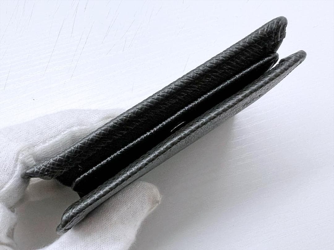 使用感なし ルイヴィトン タイガ マジェラン 二つ折り財布 M30552