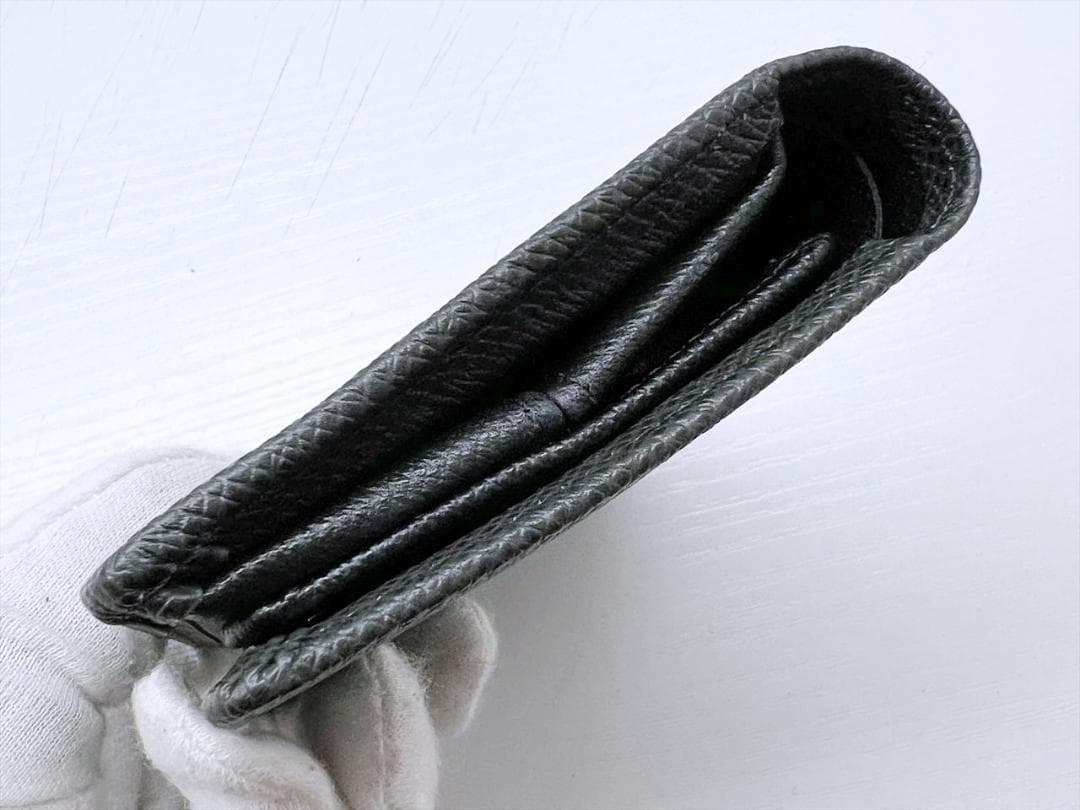 使用感なし ルイヴィトン タイガ マジェラン 二つ折り財布 M30552