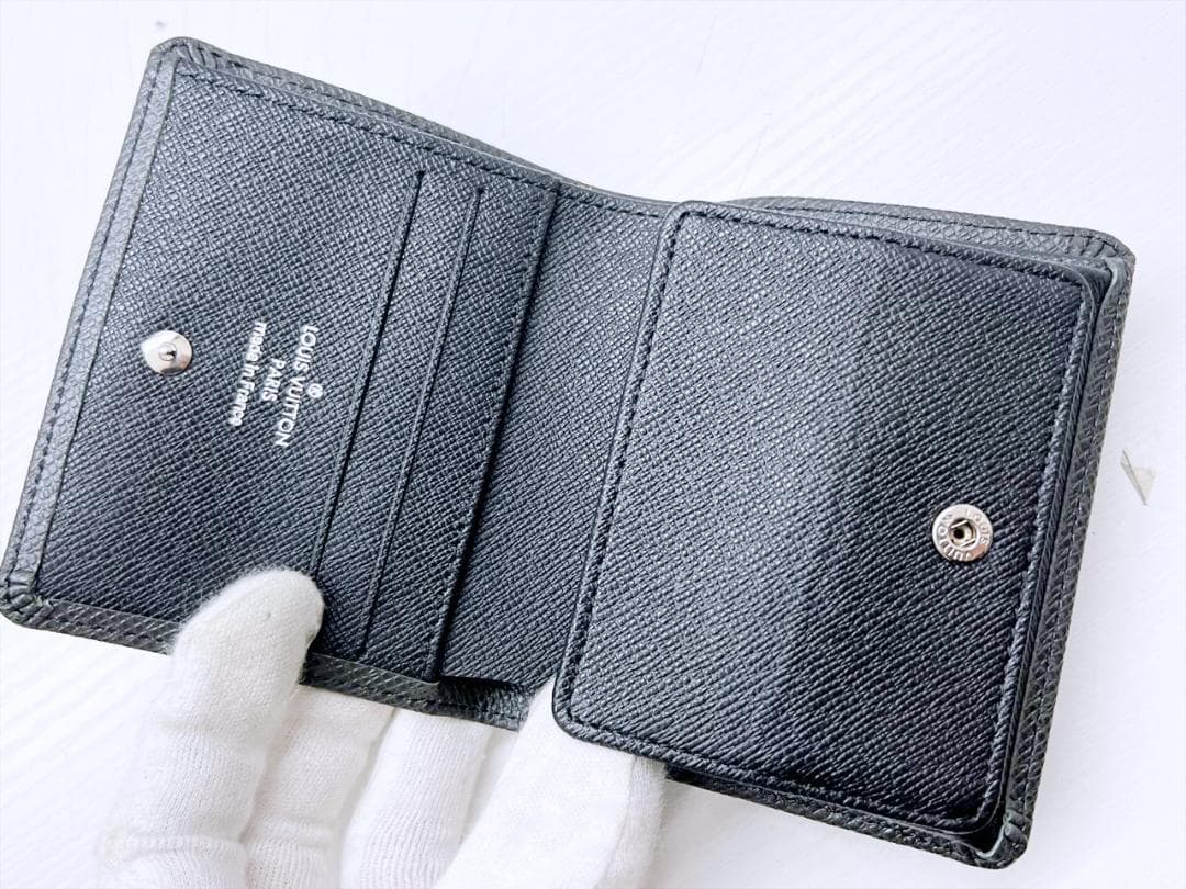 使用感なし ルイヴィトン タイガ マジェラン 二つ折り財布 M30552