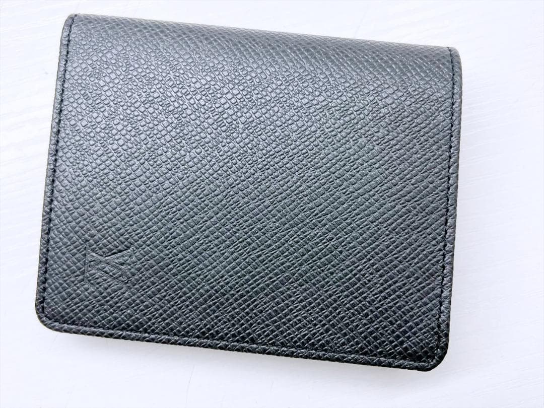 使用感なし ルイヴィトン タイガ マジェラン 二つ折り財布 M30552