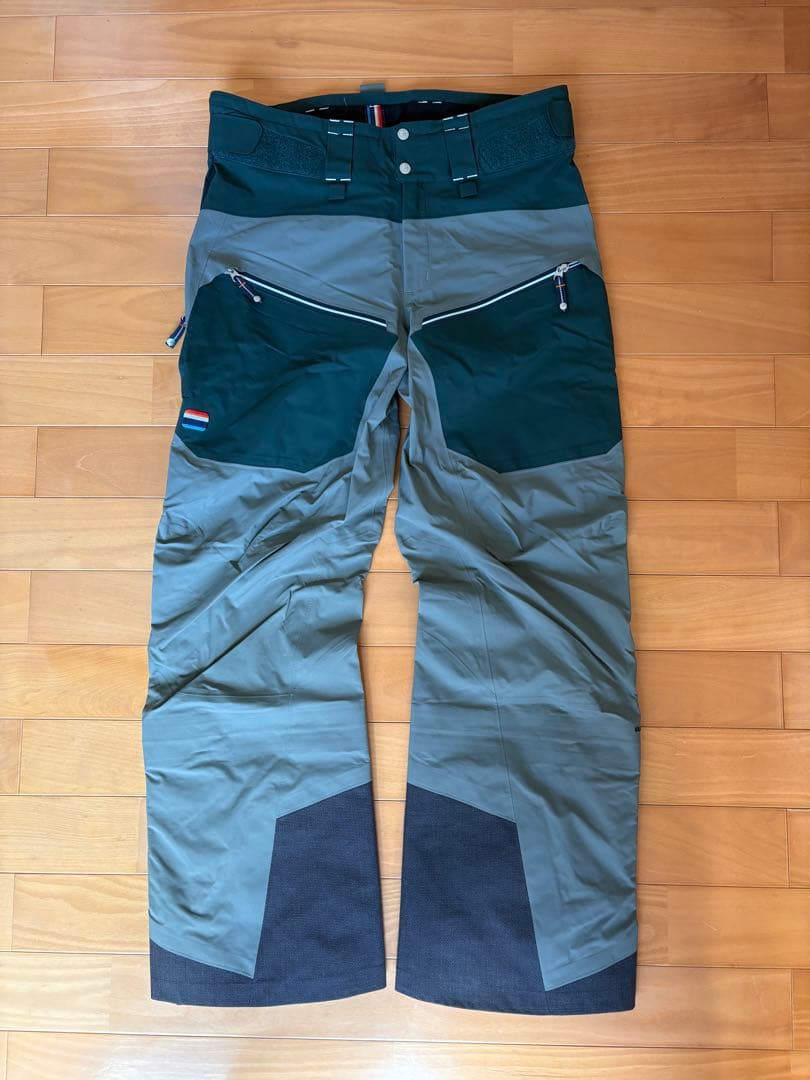 【超美品】state of elevenate GoreTexProスキーウエア