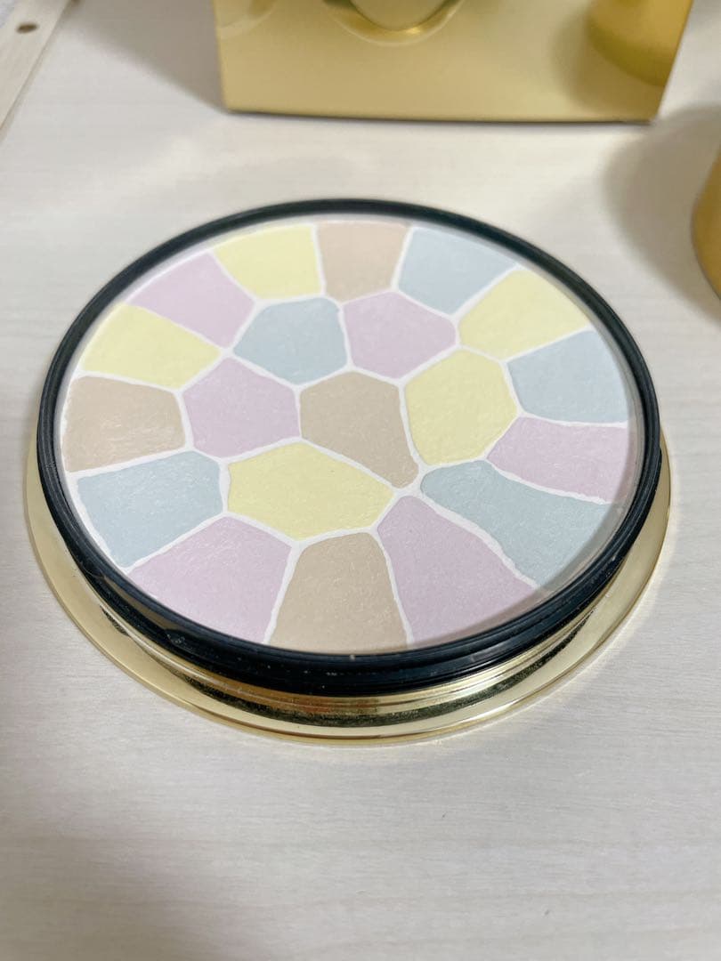 エレガンス　ラ　プードル　オートニュアンス　リクスィーズⅣ 27g 外箱あり