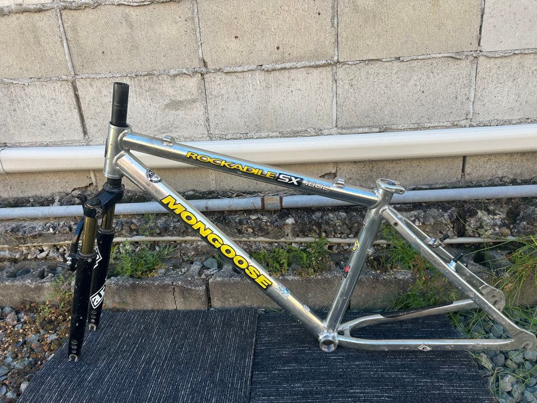 Mon マングースRockadile MTBフレーム15.5 サス付き