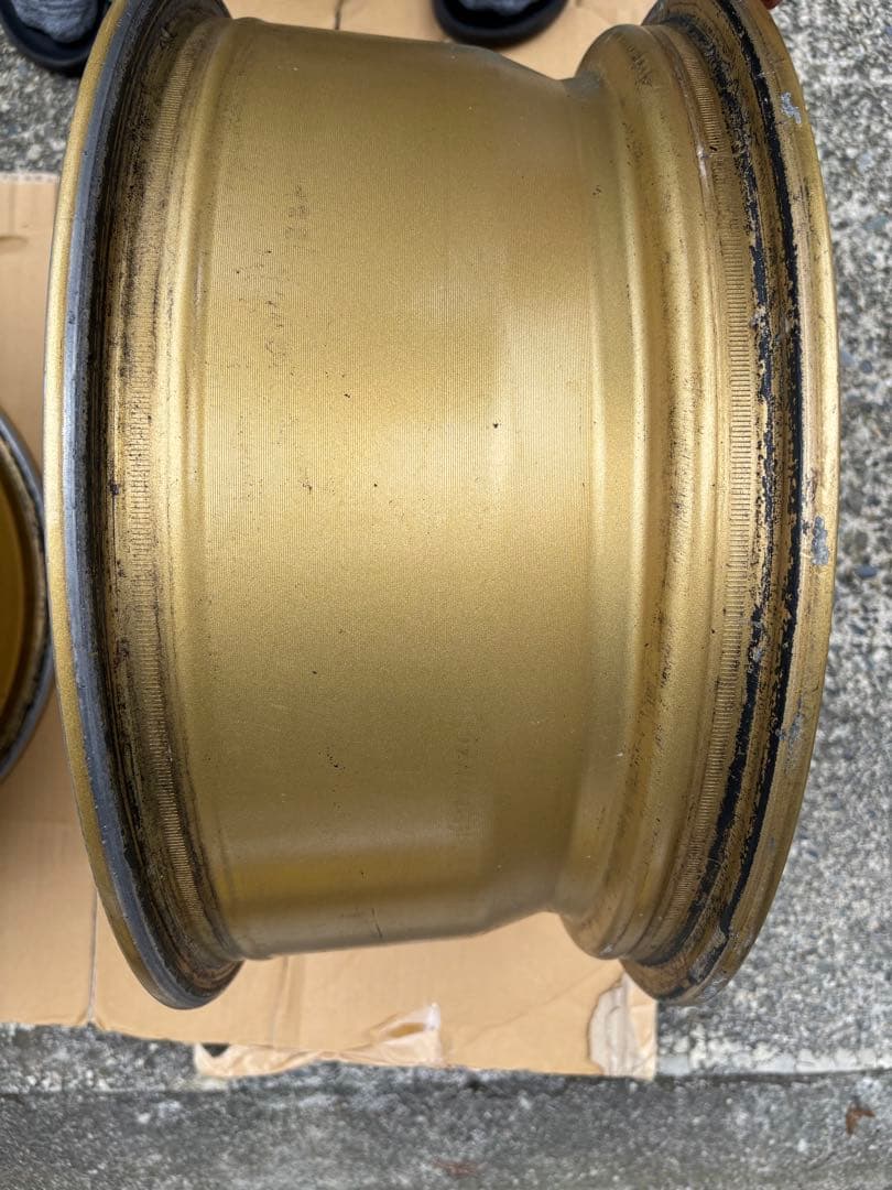 gram LIGHTS 17インチ ゴールドホイール 57C 2本セット