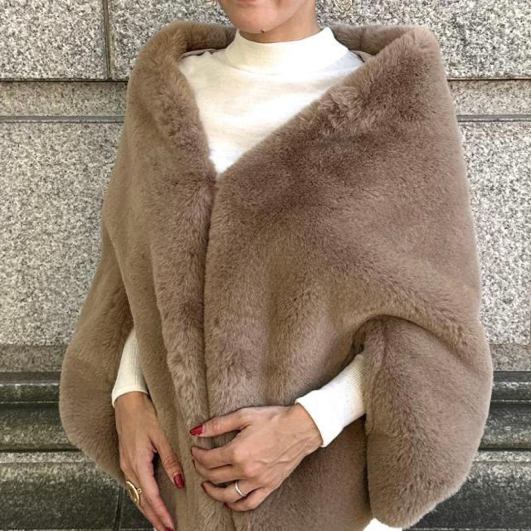 JENNE ジェンヌ リッチボリュームファーケープ ベージュ 茶色