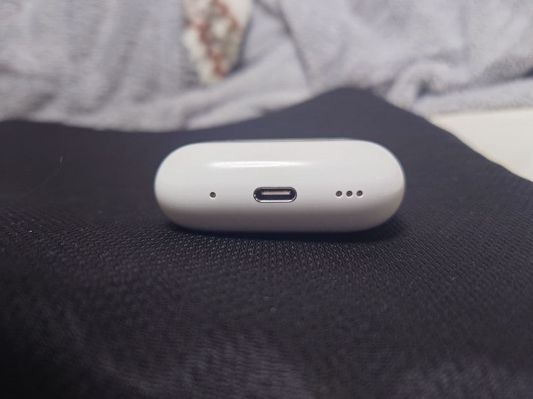 シャンサインAirPods Pro2 USB Type-C 付属品完備