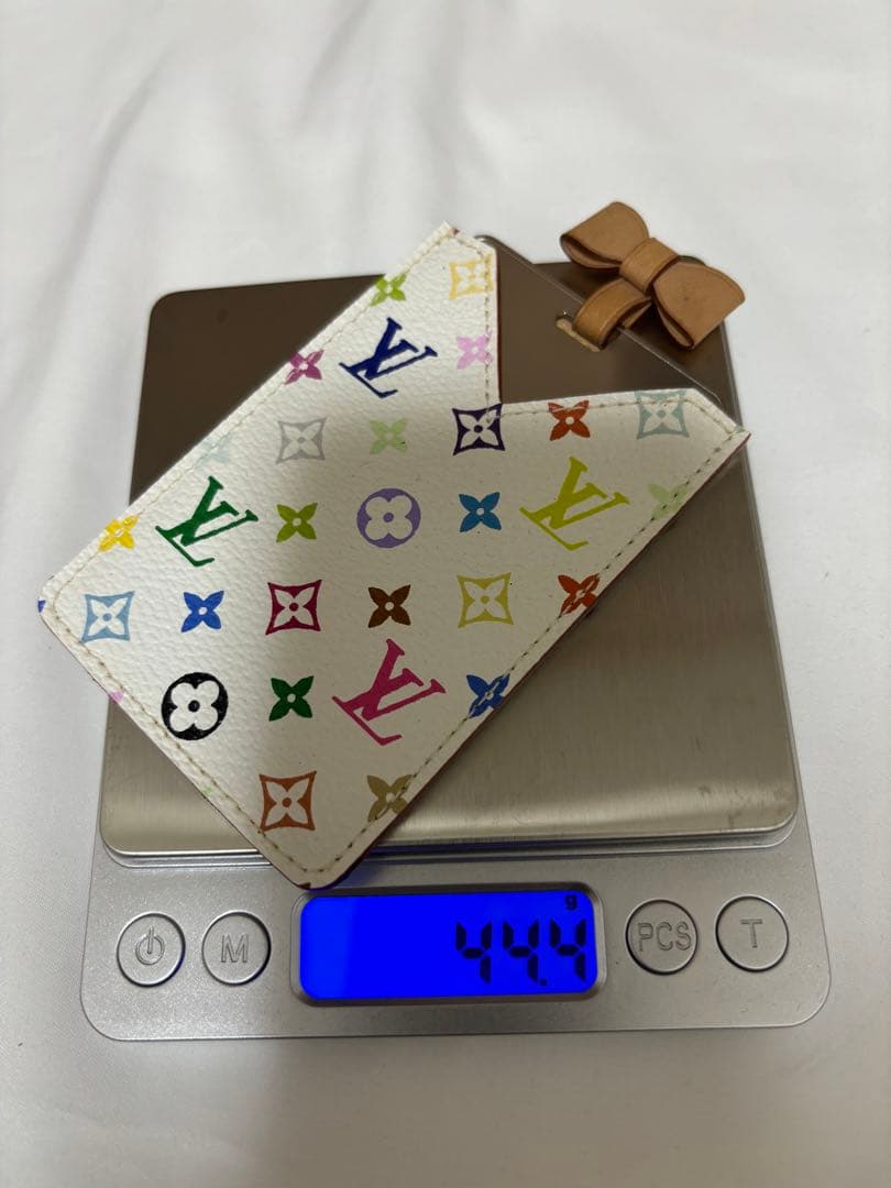 LOUIS VUITTON ルイヴィトン　マルチカラーミラー　正規品中古①