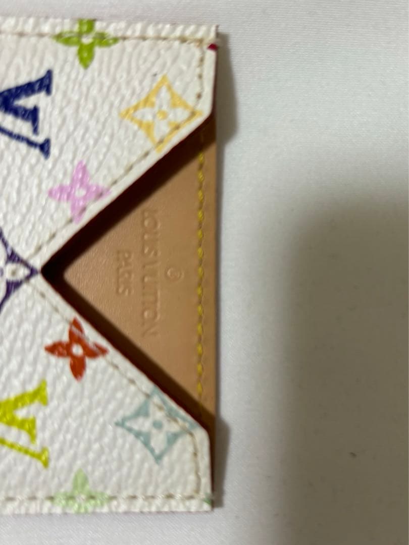 LOUIS VUITTON ルイヴィトン　マルチカラーミラー　正規品中古①