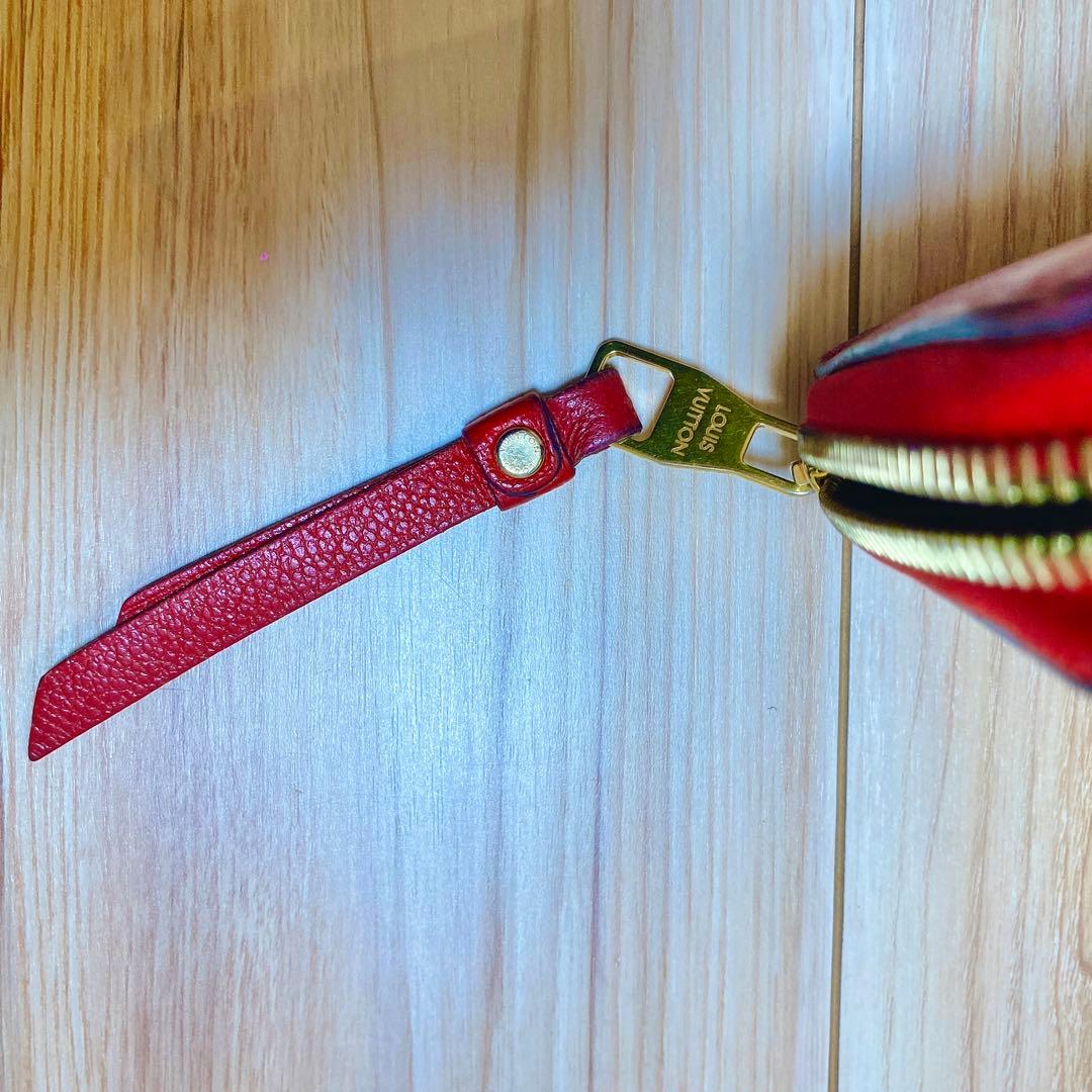 ルイヴィトン　長財布　赤