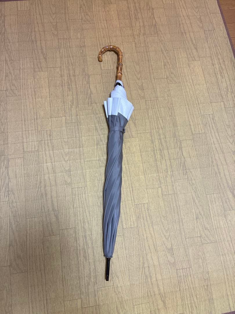 サンバリア100美品 長傘Lサイズ コンビモスグレー(竹手元)完全遮光日傘
