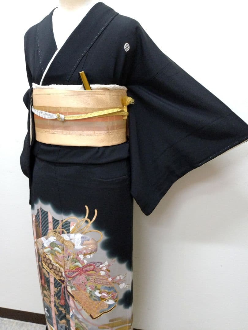 714　半額セール　正絹　友禅　作家もの　黒留袖　５点フルセット