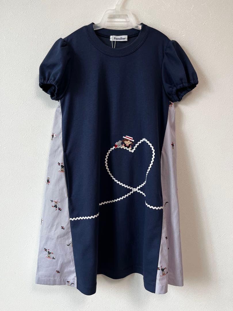 【新品未使用】familiar ワンピース120 現行品　半袖　ファミリア