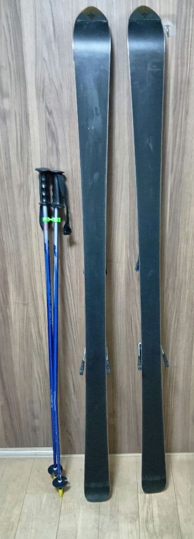 Atomic　メンズ　スキー板160cmとストック120cmのセット