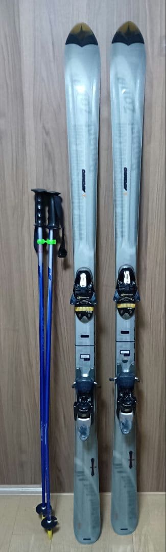 Atomic　メンズ　スキー板160cmとストック120cmのセット