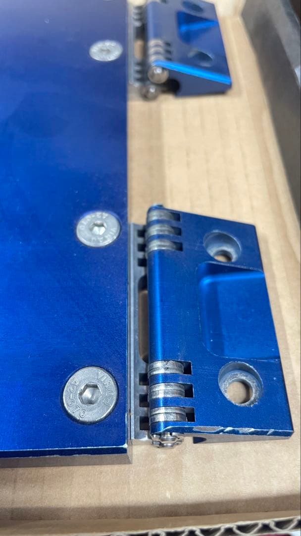 IRON ROCK プレート