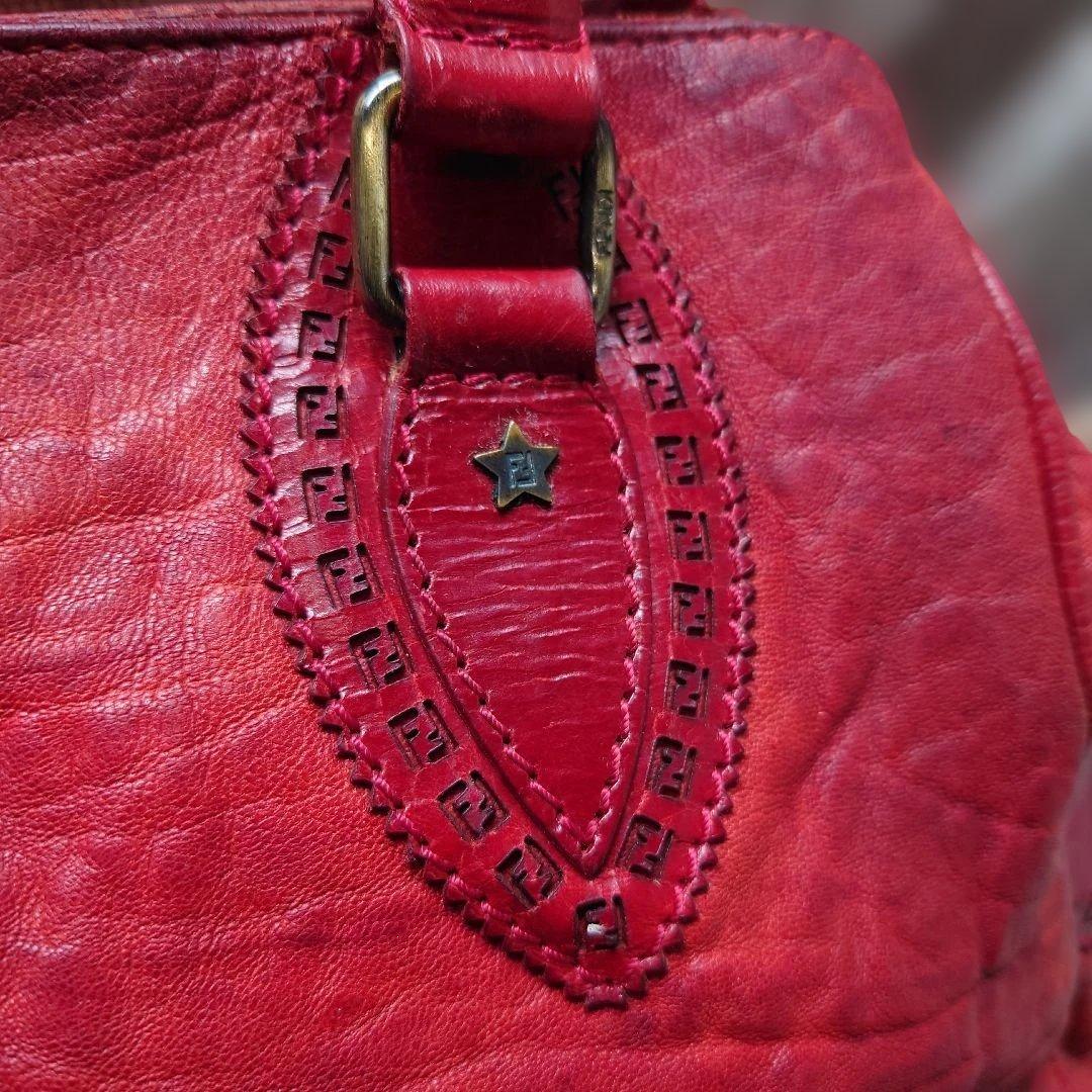 FENDI レザーバッグ 赤