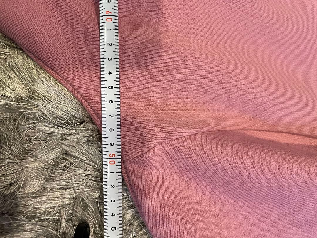 alo yogaピンク クロップドスウェット S