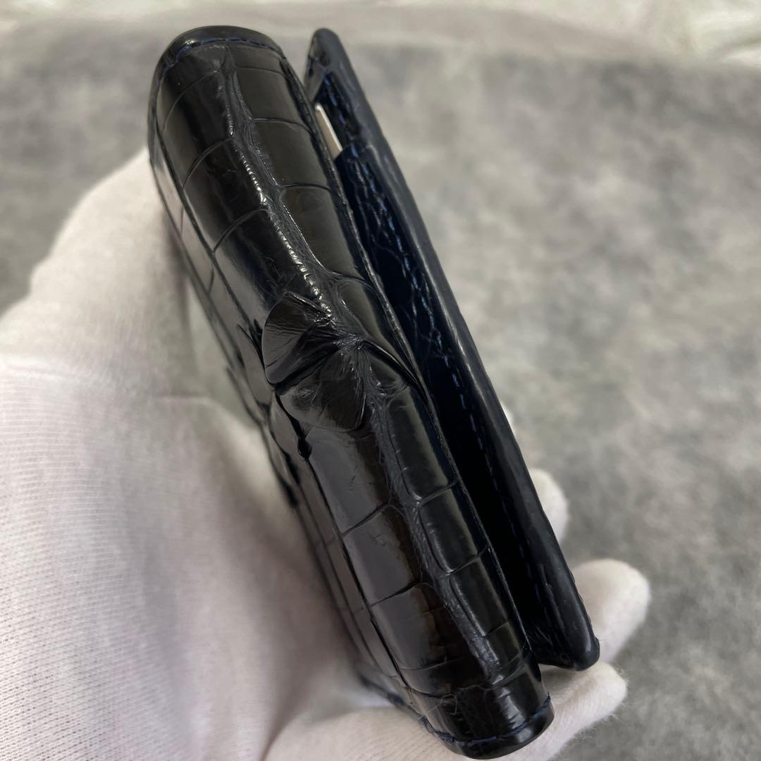 ナイルクロコダイル、三つ折り財布、コンパクト、本革、ブラックネイビー　内側型押し