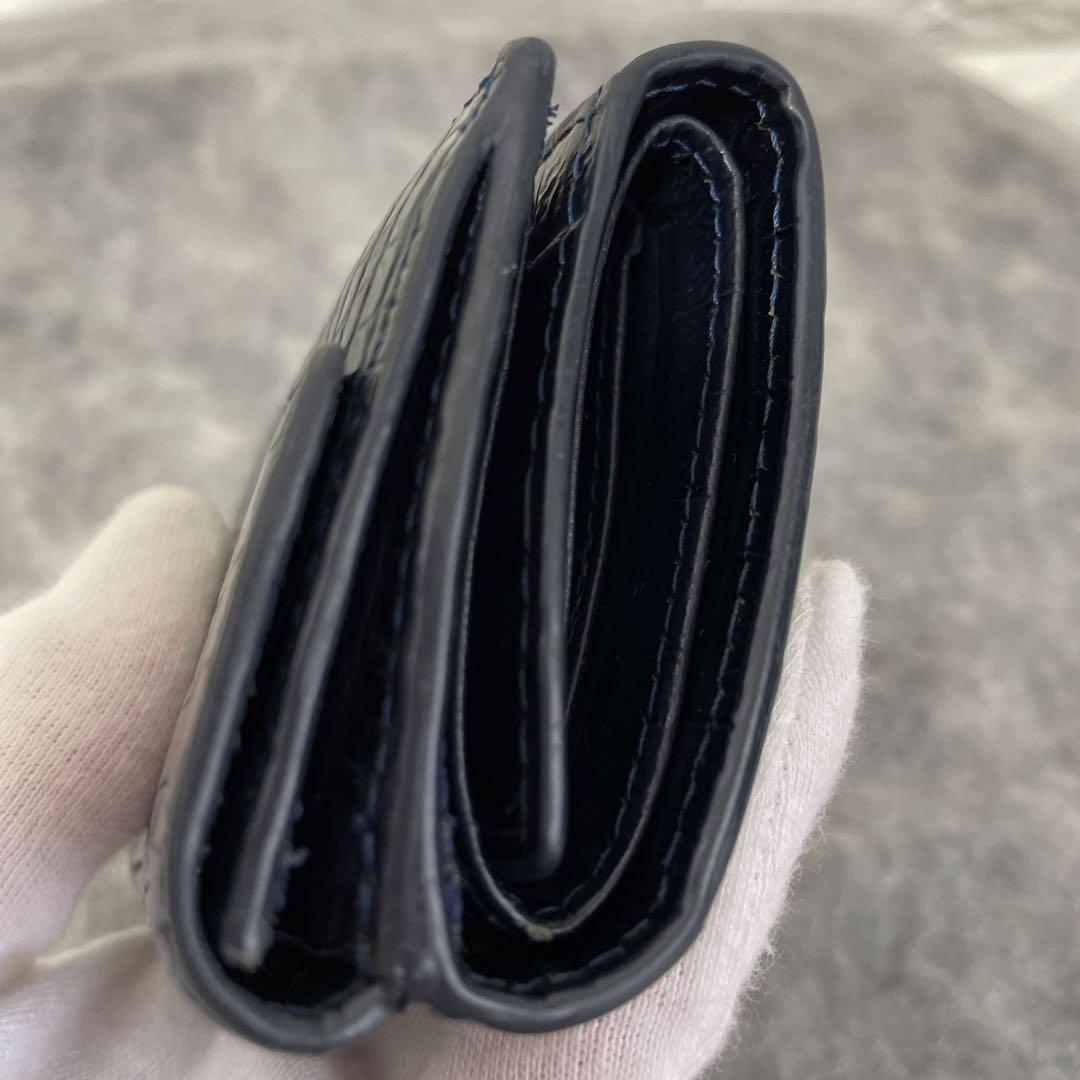 ナイルクロコダイル、三つ折り財布、コンパクト、本革、ブラックネイビー　内側型押し