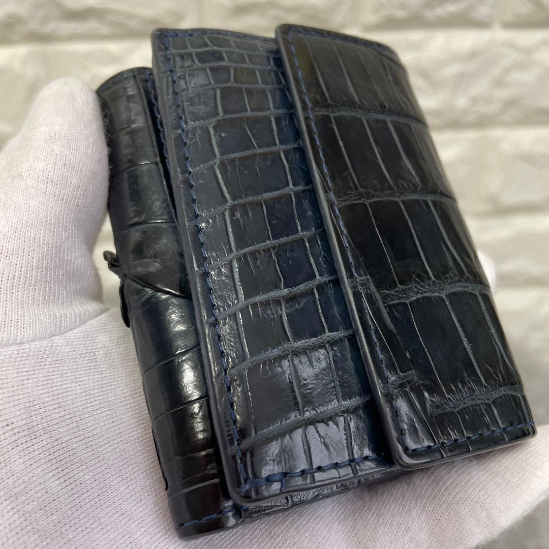 ナイルクロコダイル、三つ折り財布、コンパクト、本革、ブラックネイビー　内側型押し