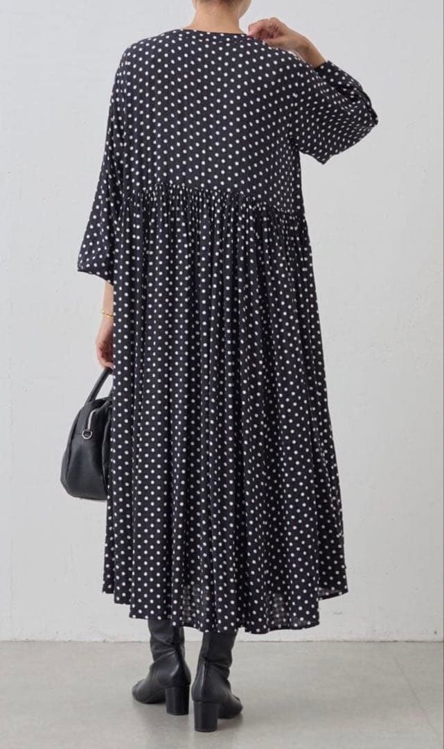 【極美品 】ビアズリー BEARDSLEY ドットギャザーワンピース　ロング