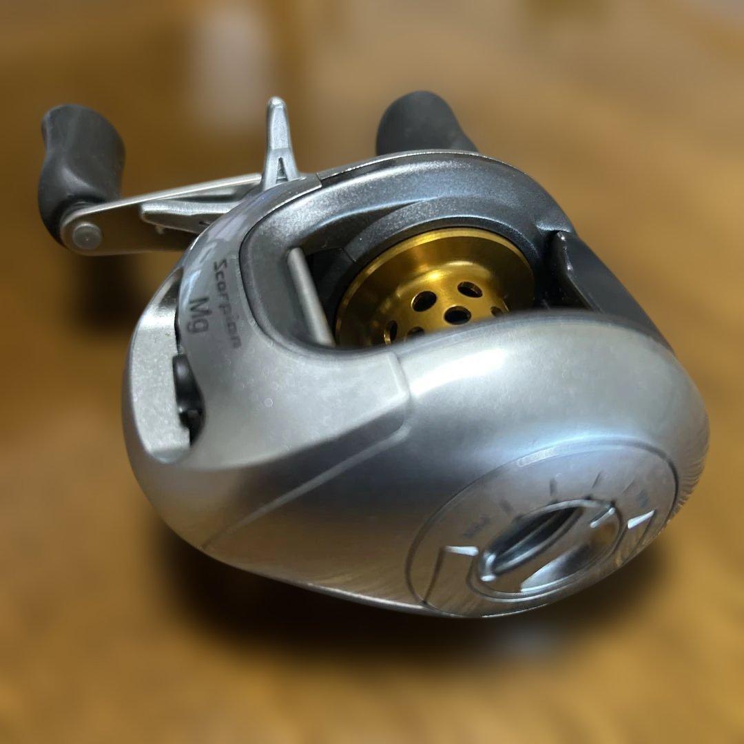 スコーピオンMg1000