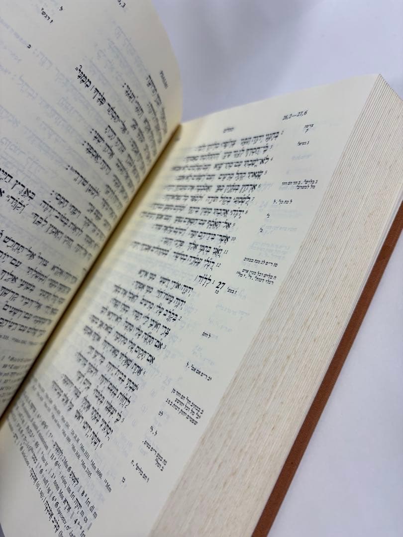 Biblia Hebraica ビブリアヘブライカ　ヘブライ語　聖書