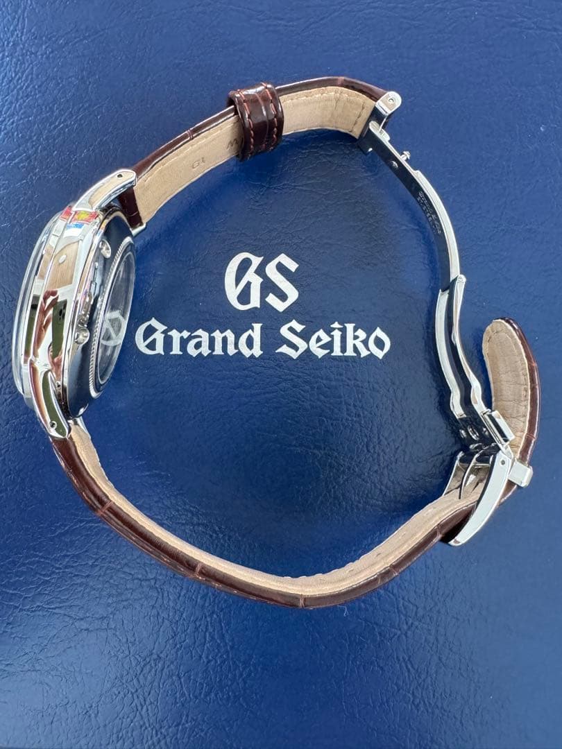 ⭐︎大谷選手ドジャース入団会見着用時計⭐︎SBGM221 5年保証 茶色革ベルト