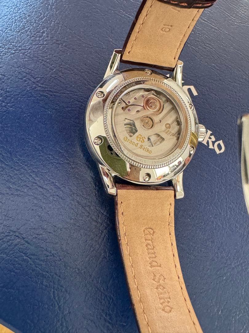 ⭐︎大谷選手ドジャース入団会見着用時計⭐︎SBGM221 5年保証 茶色革ベルト