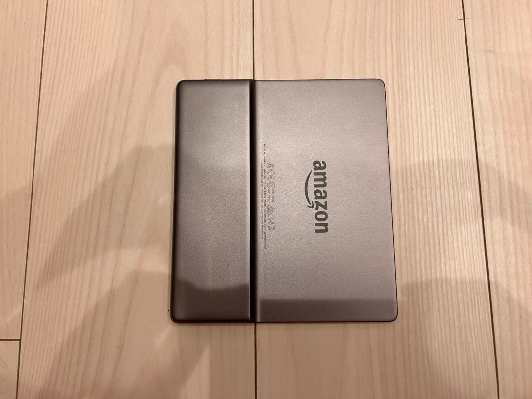 Amazon Kindle Oasis 第10世代 8GB Wifiモデル
