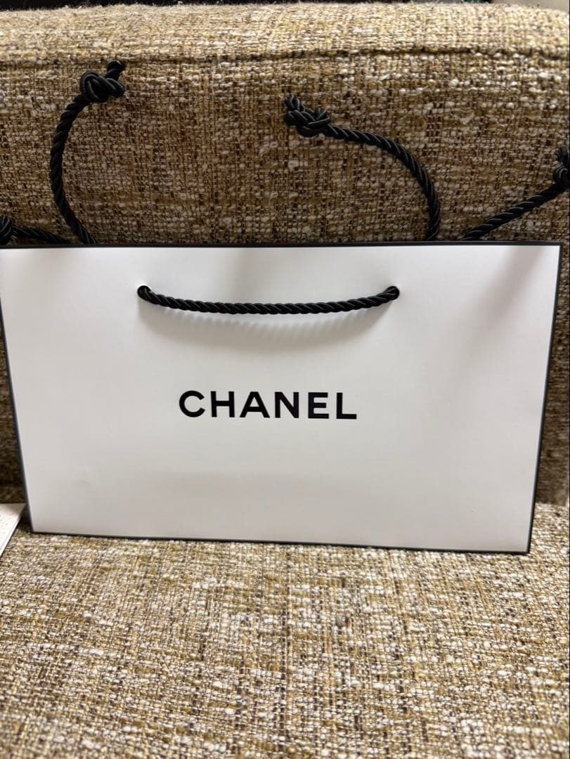 限定ラッピング CHANEL オータンドゥル 100ml